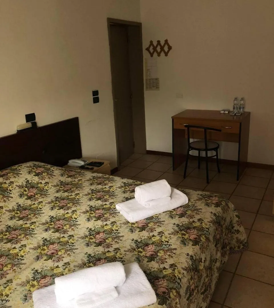 Be Me Hotel Helvetia Tabiano Terme 0*,  Italie