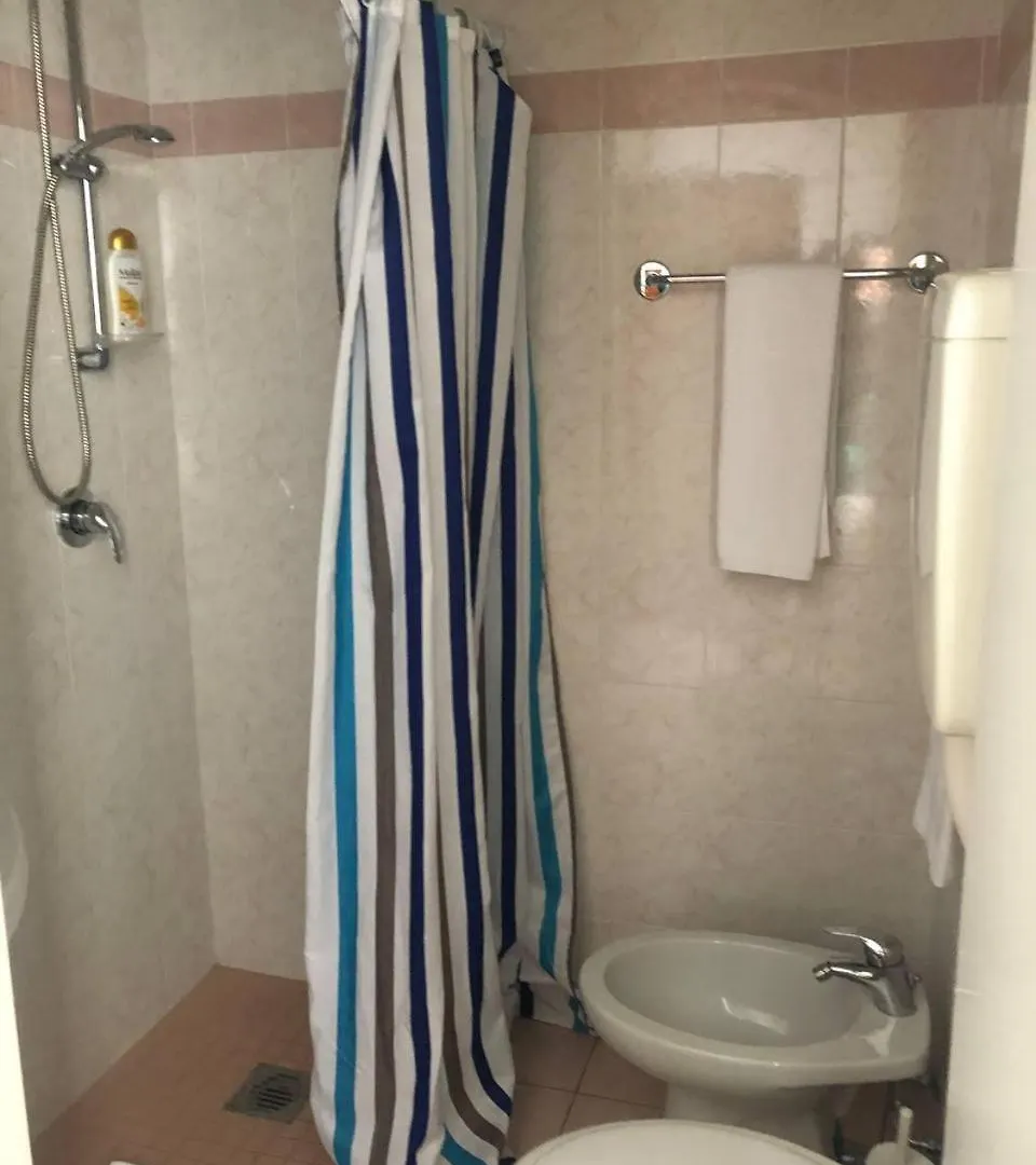 Be Me Hotel Helvetia Tabiano Terme Italie